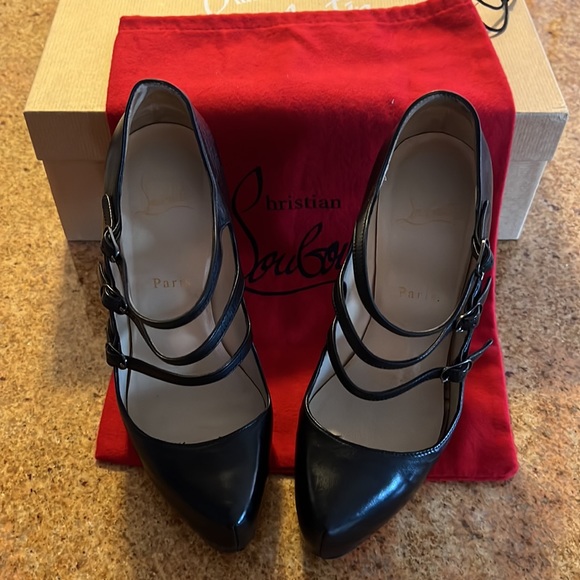 ❌SOLD❌Christian Louboutin Lilian Nappa 120mm Heels, size 37 - Picture 5 of 11